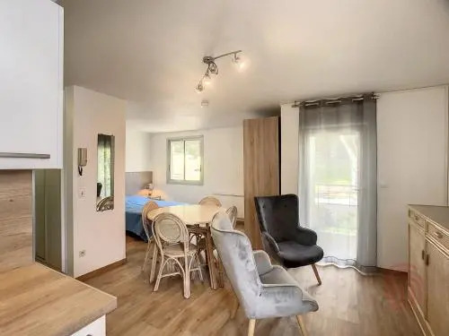 Apartment Le Relais De Manon, 16 Ave Alphonse Daudet 15