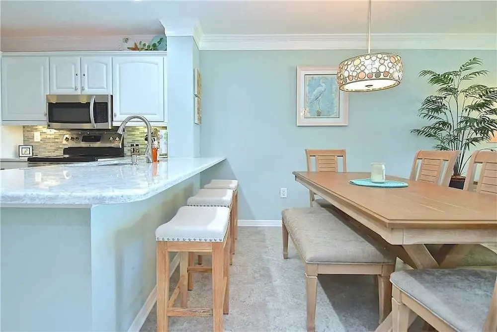 Bay Tree Club 106 - Two Bedroom Condo