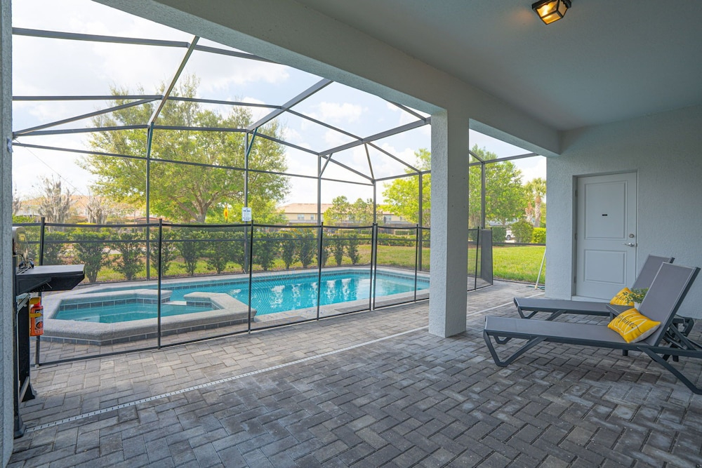 Enchanted Palms Villa 7BR w Private Pool