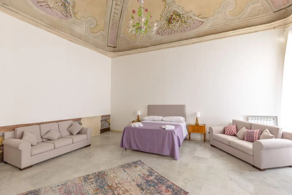 Casa degli Affreschi Palazzo Lungarini
