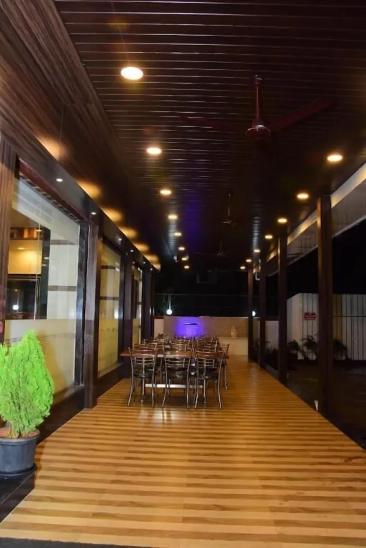 Hotel Jagadguru