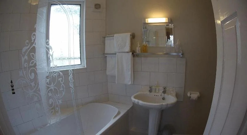 Riverside Cottage B&B