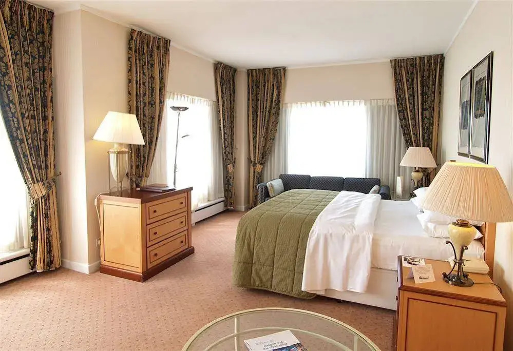 The Beardmore Conference Hotel