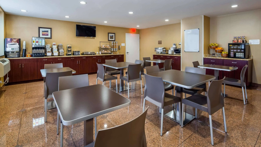 Best Western PLUS Arena Hotel