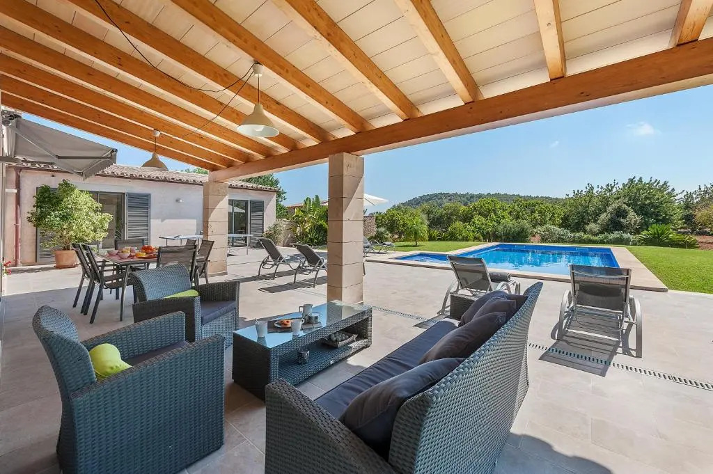 Villa Sort