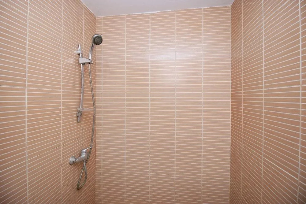 Airy Panakkukang Ance Daeng Ngoyo 8A Makassar