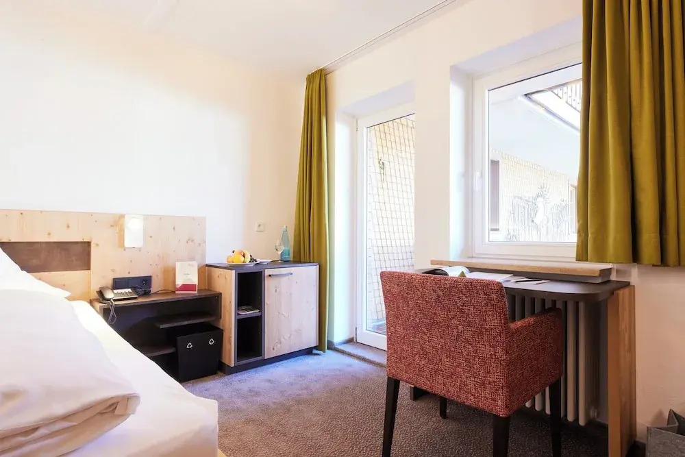 Hotel Sonne-Post
