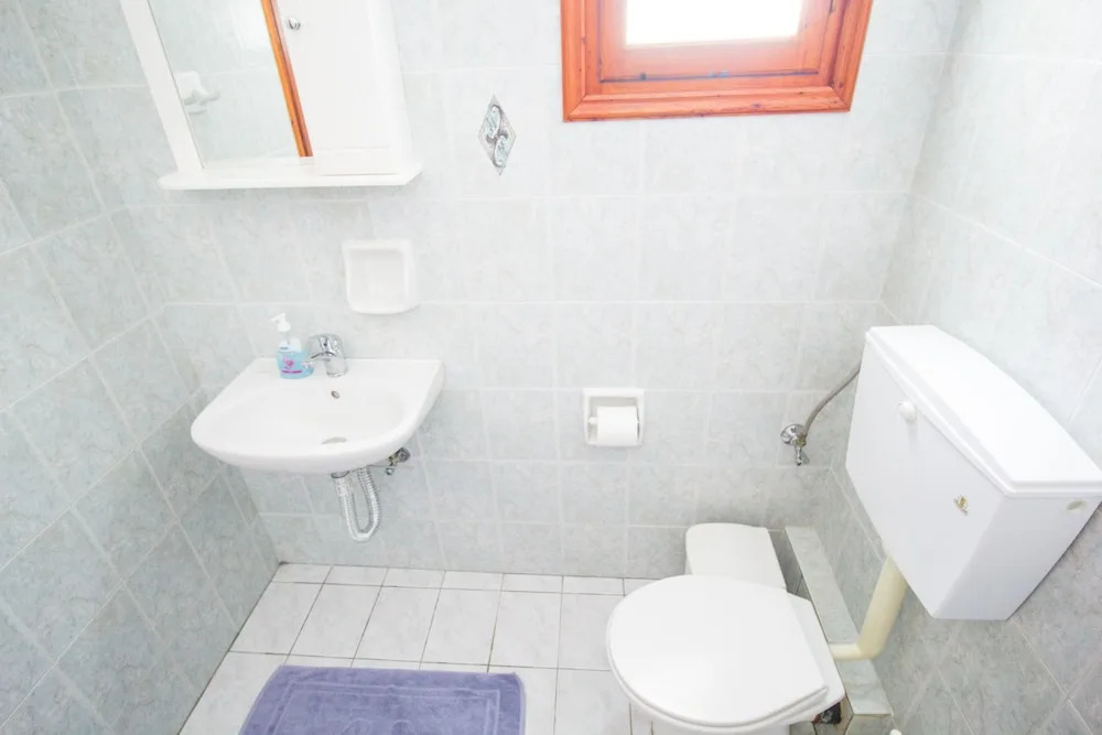 Eutuxia Rooms & Studios