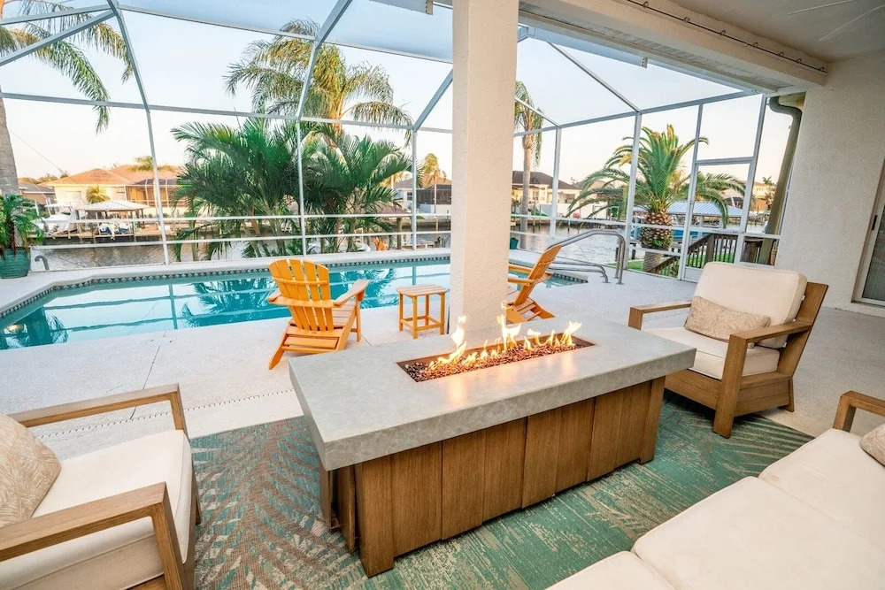 Gulfcoast Oasis - 910 Golf Island Dr 4 Bedroom Home