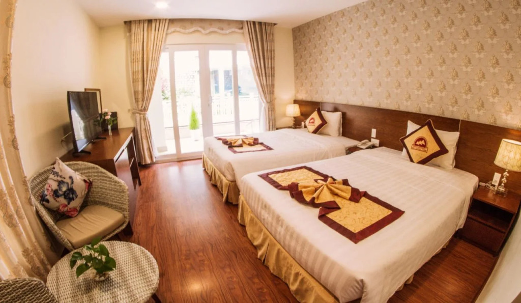 Phuong Nam Mimosa Hotel