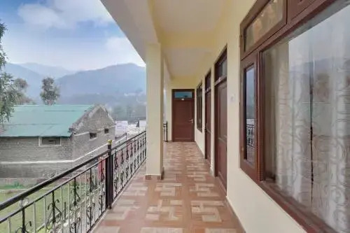 Hotel Comfort Inn By OYO Rooms