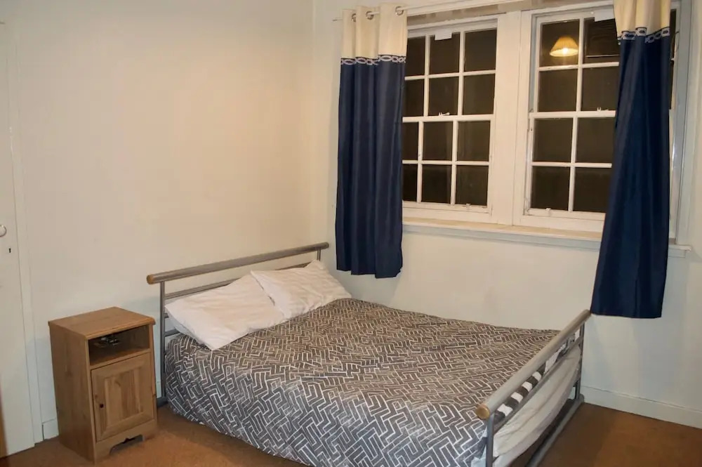 Cosy 2 Bedroom Flat off the Royal Mile