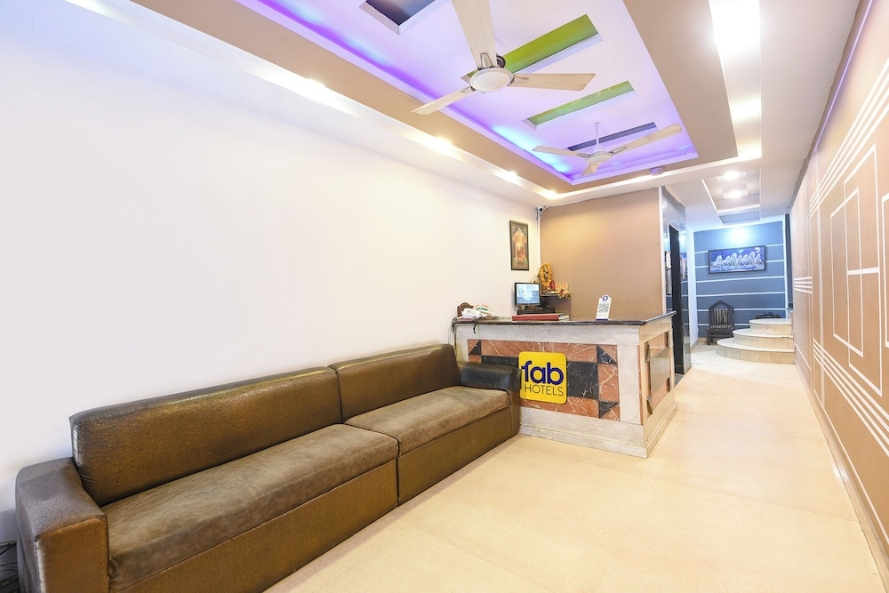 FabHotel Vishesh Continental