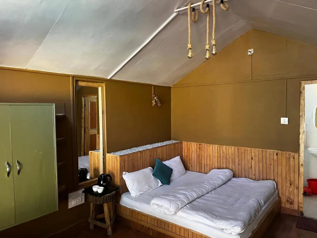 Chalo Kasol Huts and Camps