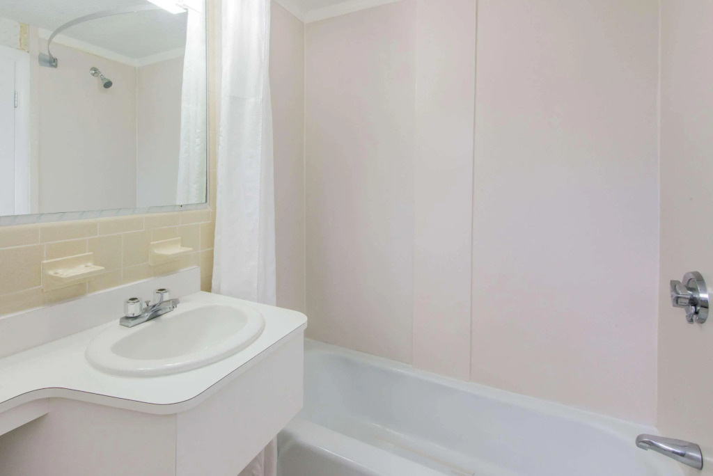 Relax Inn Cape Cod West Yarmouth Hyannis