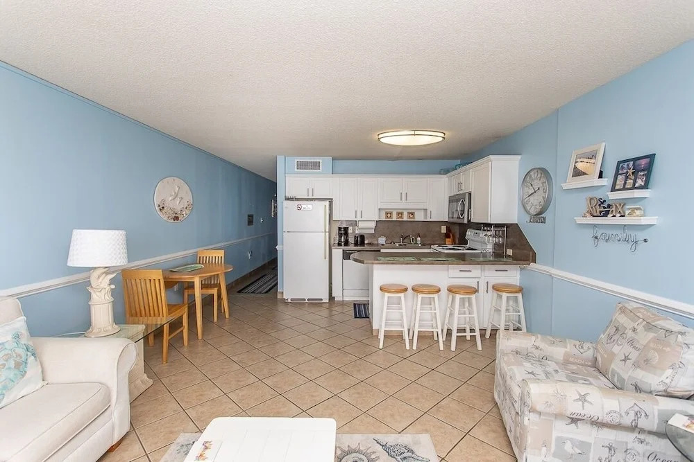 Royal Garden Resort 209 2 Bedroom Condo by RedAwning
