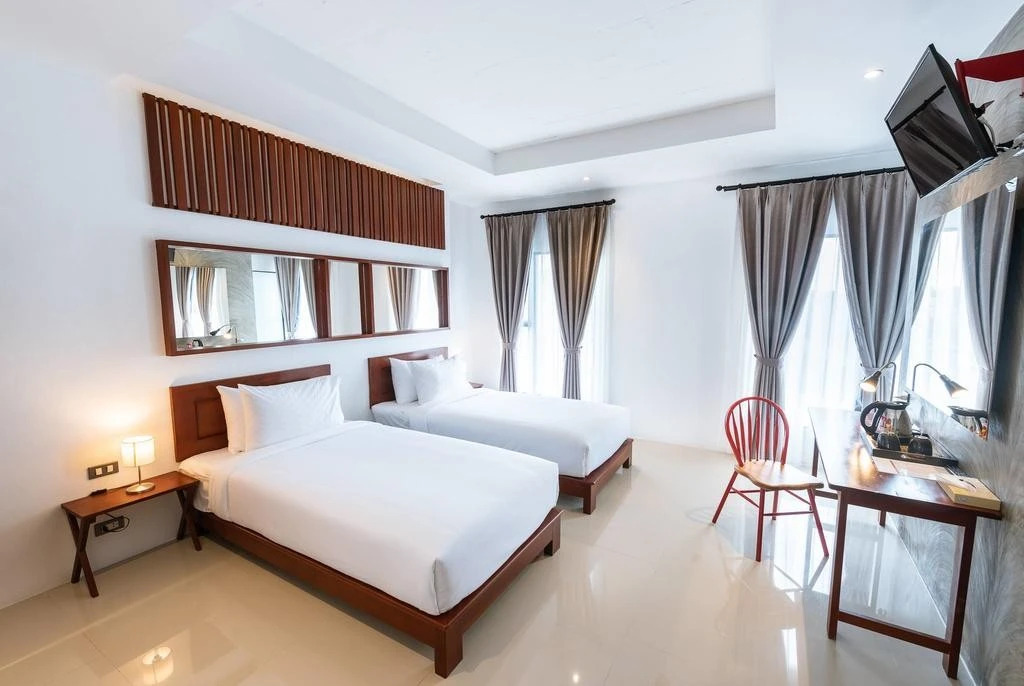 S 2 Modern Boutique Hotel