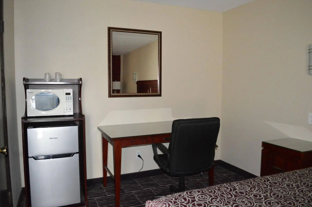 Economy Inn