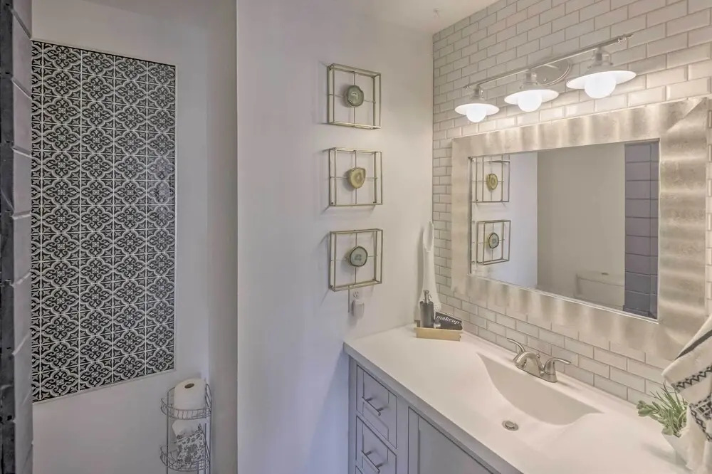 Serene Havasu Oasis: Newly Remodeled w/ Views