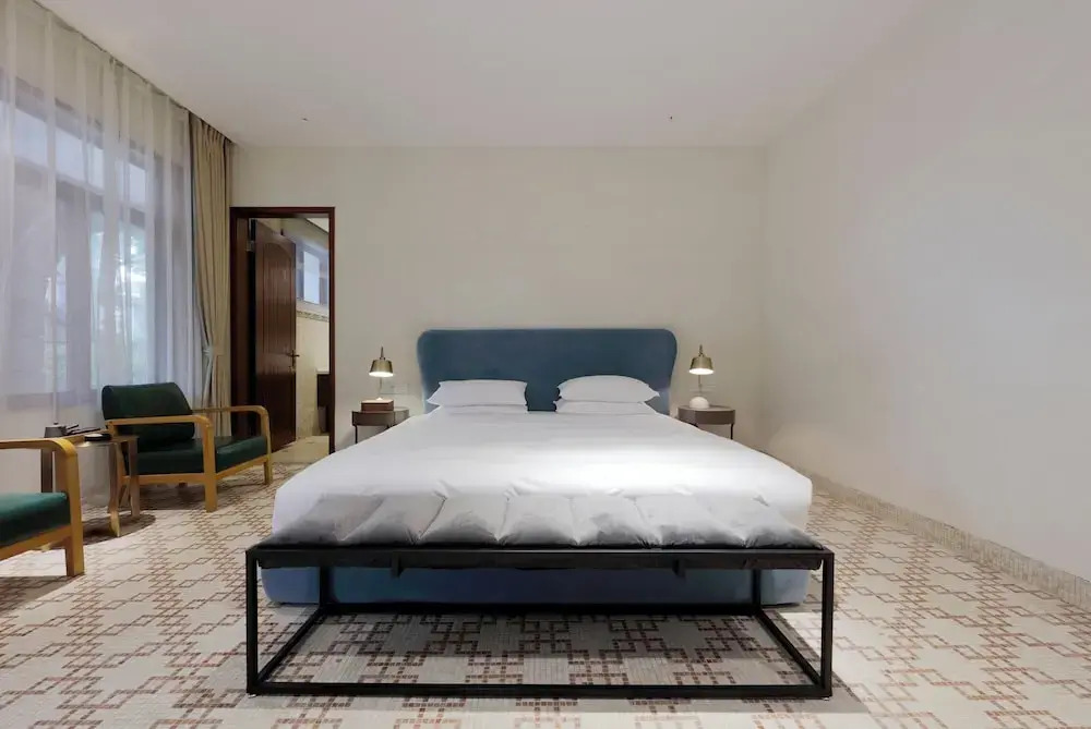 Living Sense Linghai Hotel