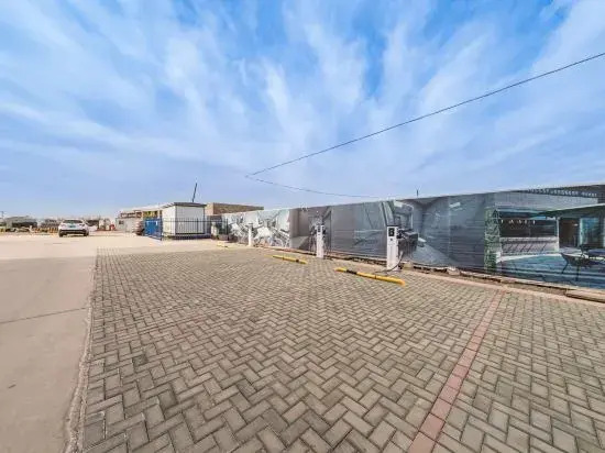 Hami Xin Shunyuan Hotel （Car Wharf Auto Clothing Industrial Park Branch