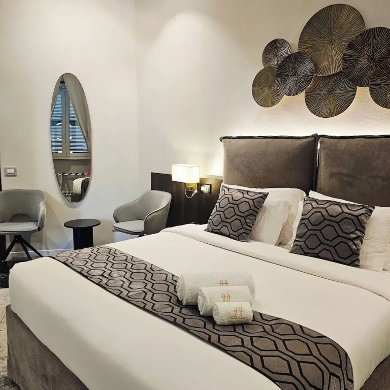 STOA ROME Boutique Suites