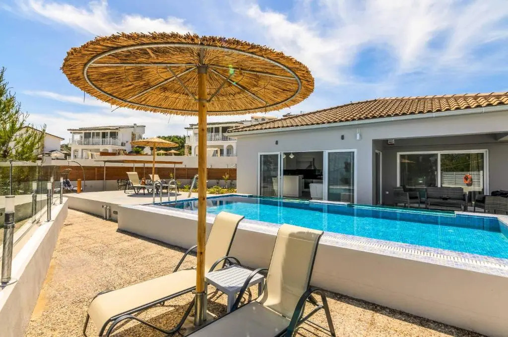 Amare La Vita Villa by Solmar Villas