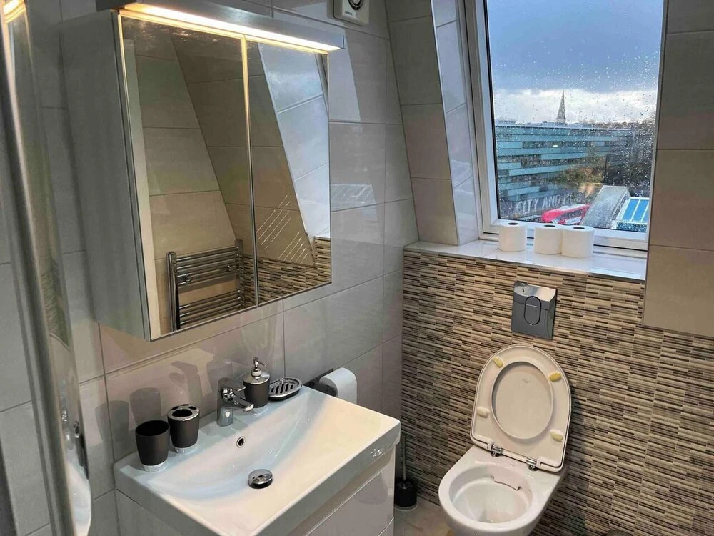 Lovely 3-bed Flat in London