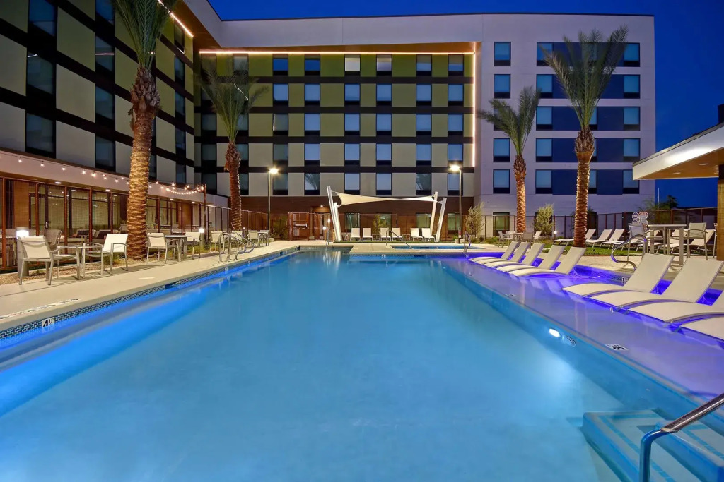 Home2 Suites by Hilton Las Vegas Convention Center - No Resort Fee