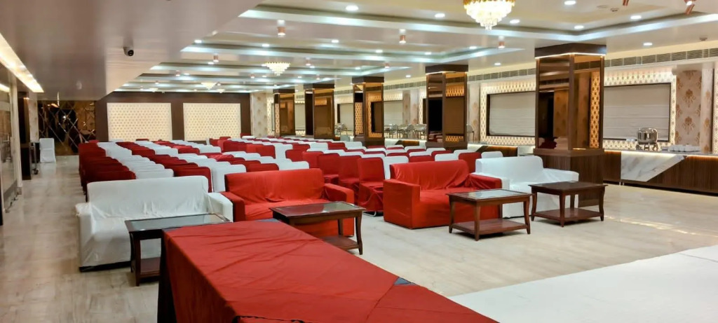 Hotel Madhuvan Palace