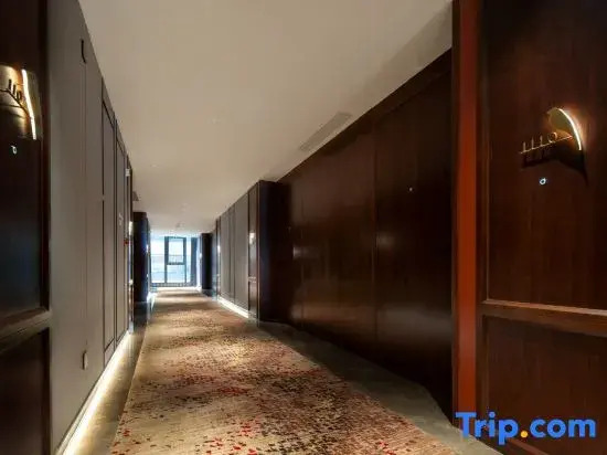 ROYGEM Hotel (Longfor Yantai Longkou Paradise Walk, Yantai)
