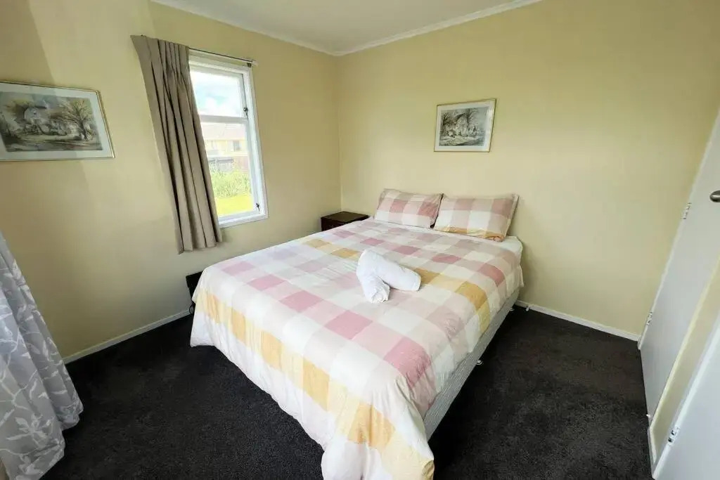 Spacious 3 Br Near Skyline-5 Min Walk