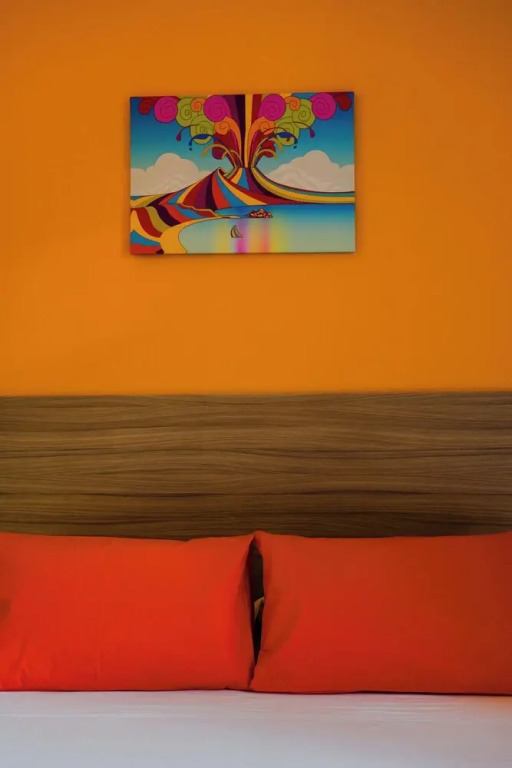 Holiday Naples Art Rooms