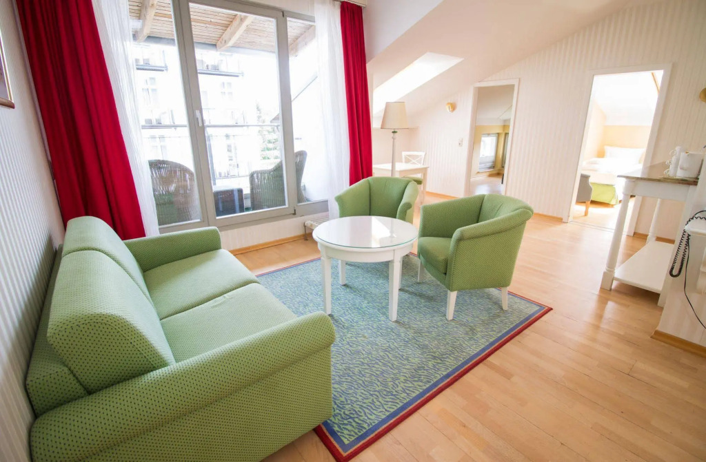 Strandhotel Heringsdorf mit Soleaußenpool 30 Grad