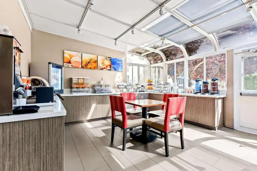 Comfort Inn