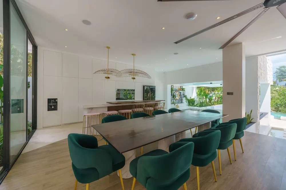 Stylish Tropical Villa - 2br