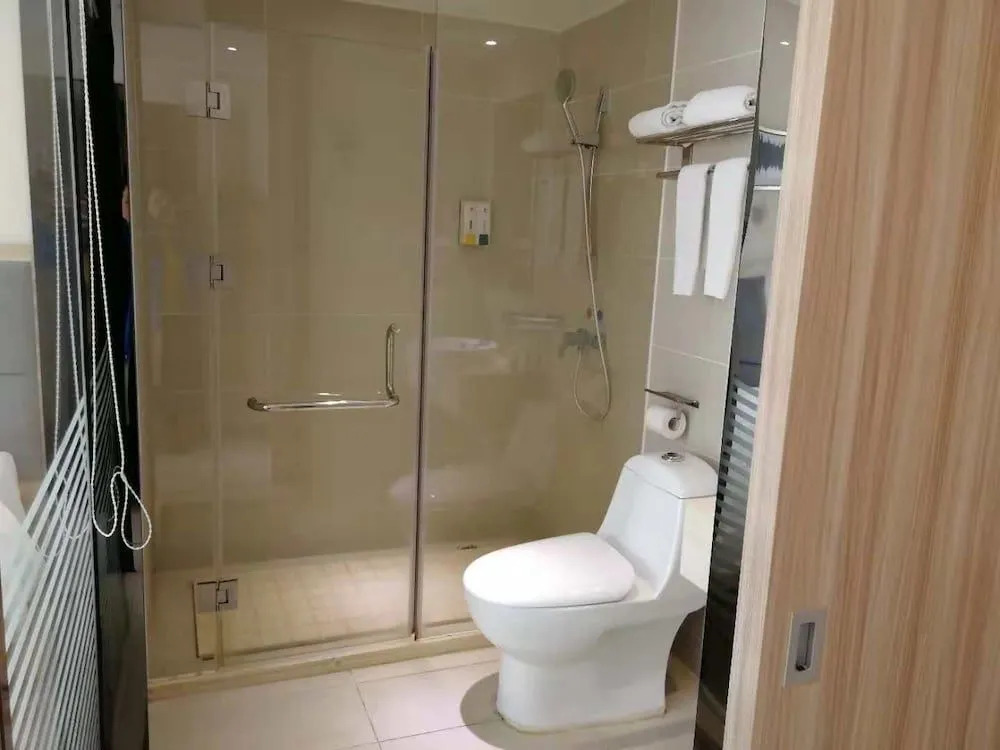 Lemon Bay Hotel (Guilin International Convention and Exhibition Center)