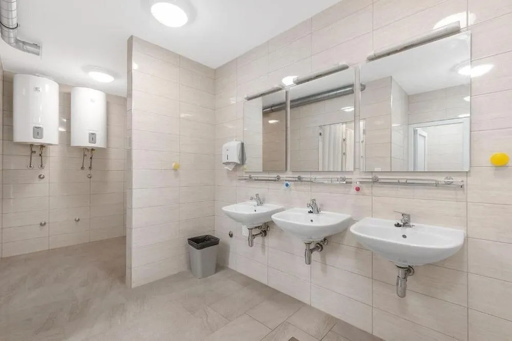 Hostel Elli