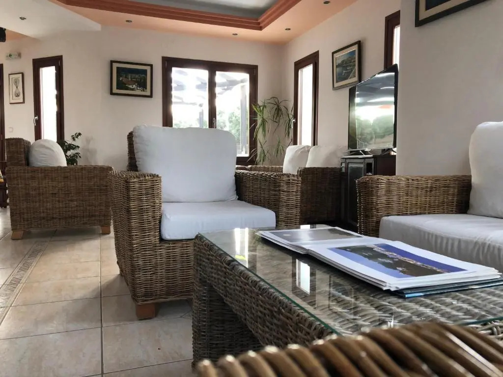 Kyma  Hotel