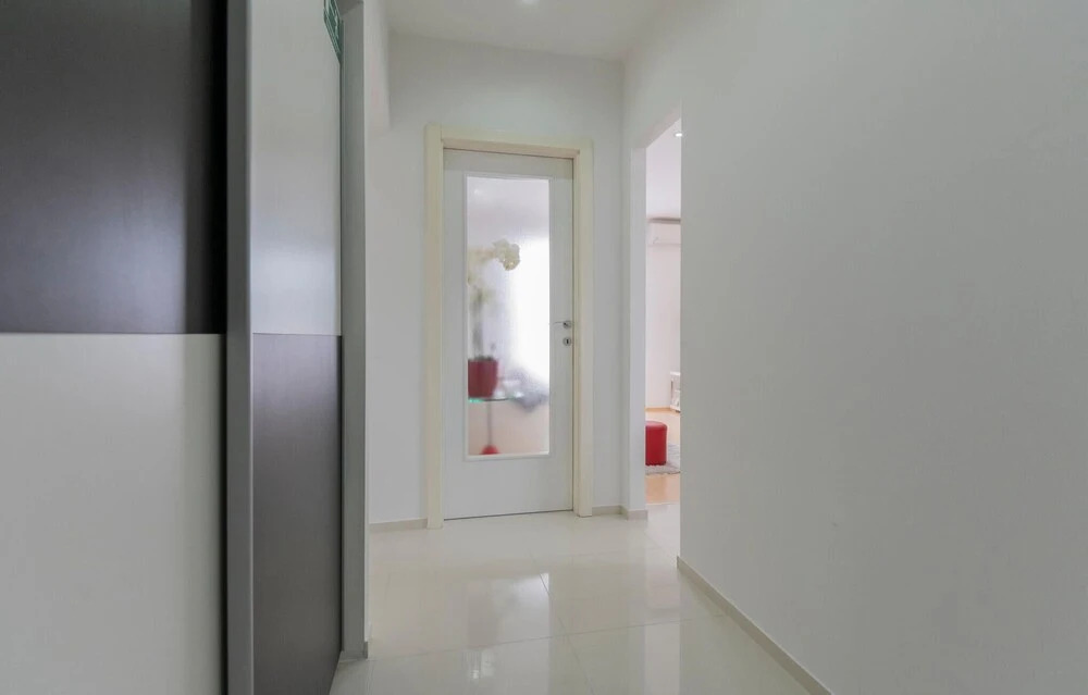 Stunning Apartment in Makarska With Wifi and 2 Bedrooms