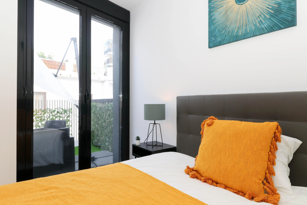 Garden Studio In Torremolinos Centre With Roof Solarium And Pool By Rafleys