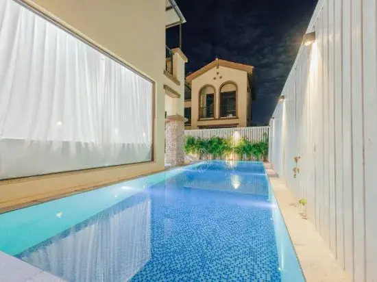Qingshu Holiday Villa Hotel(Longmen Zhuxi Shanjing)