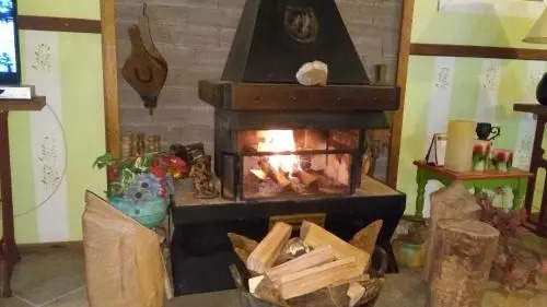 Hospedaria Lago Negro