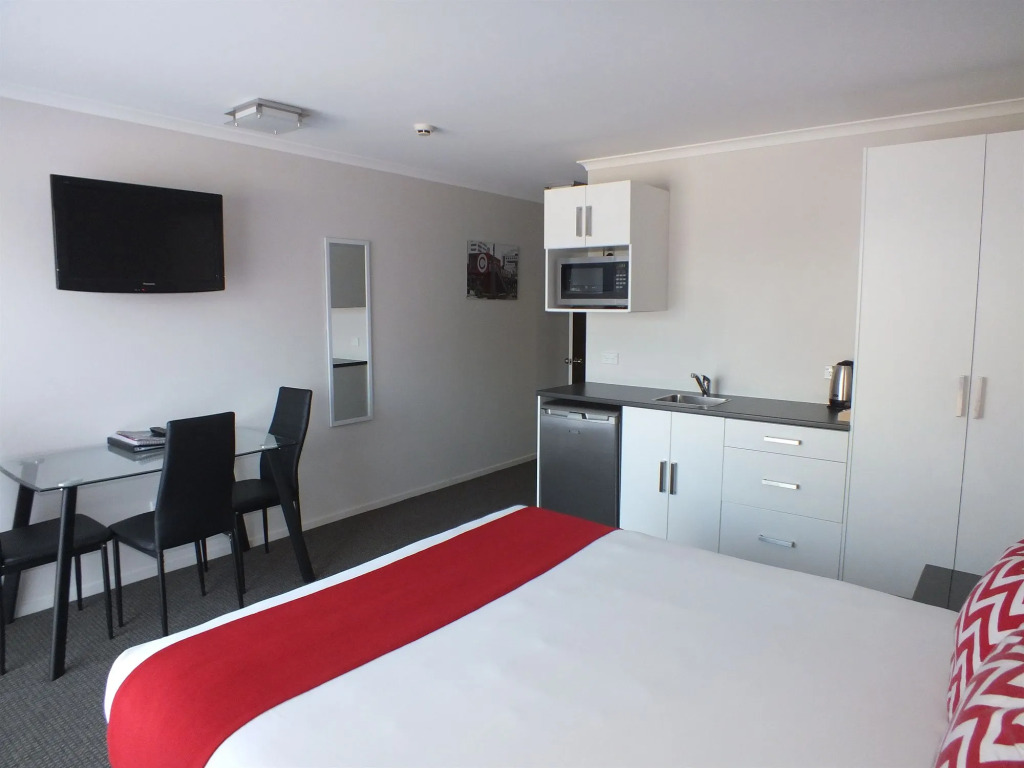 136 On Bealey Motel