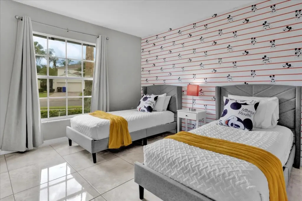 3 Bd 2 Ba Cumbrian Lakes 4695 Cl