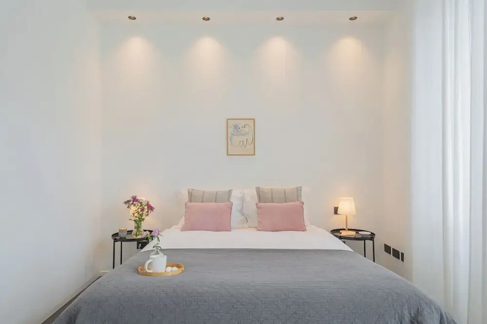Piccola Como Lotus by Rent all Como
