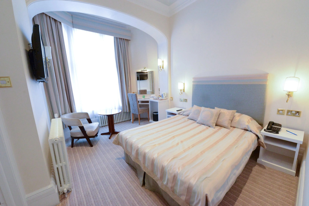 Burlington Hotel