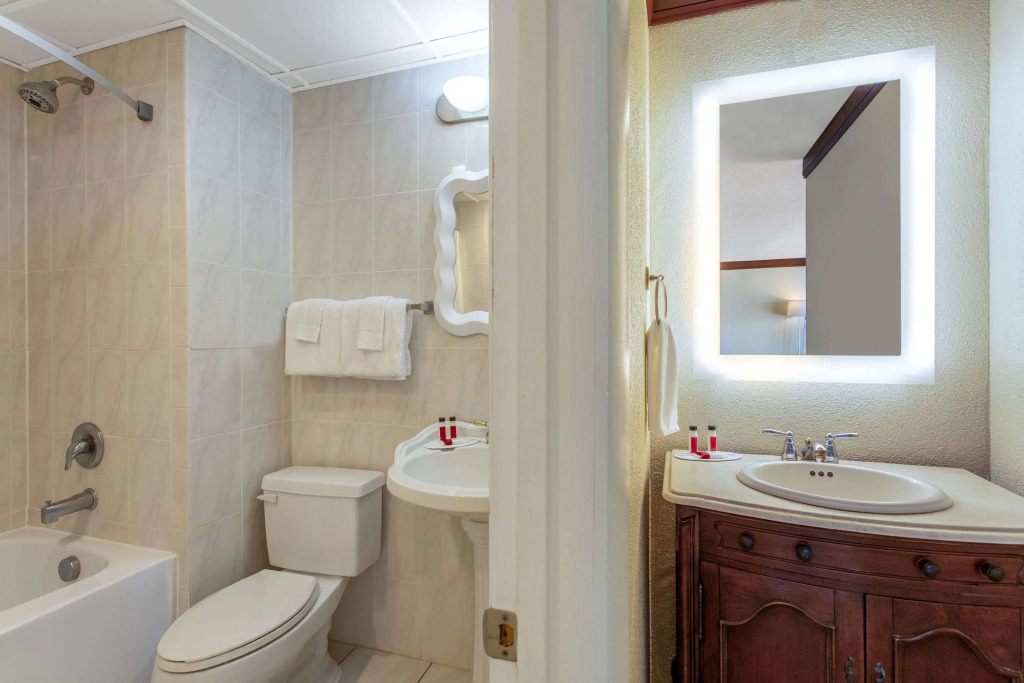 Days Inn by Wyndham Ocean City Oceanfront