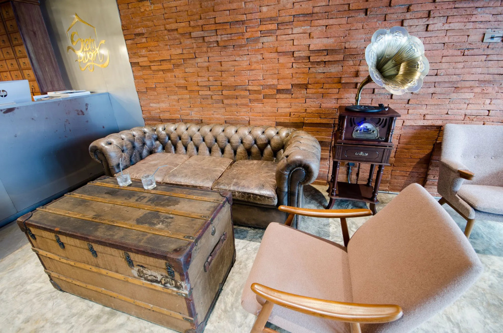 Siam Plug In Hostel