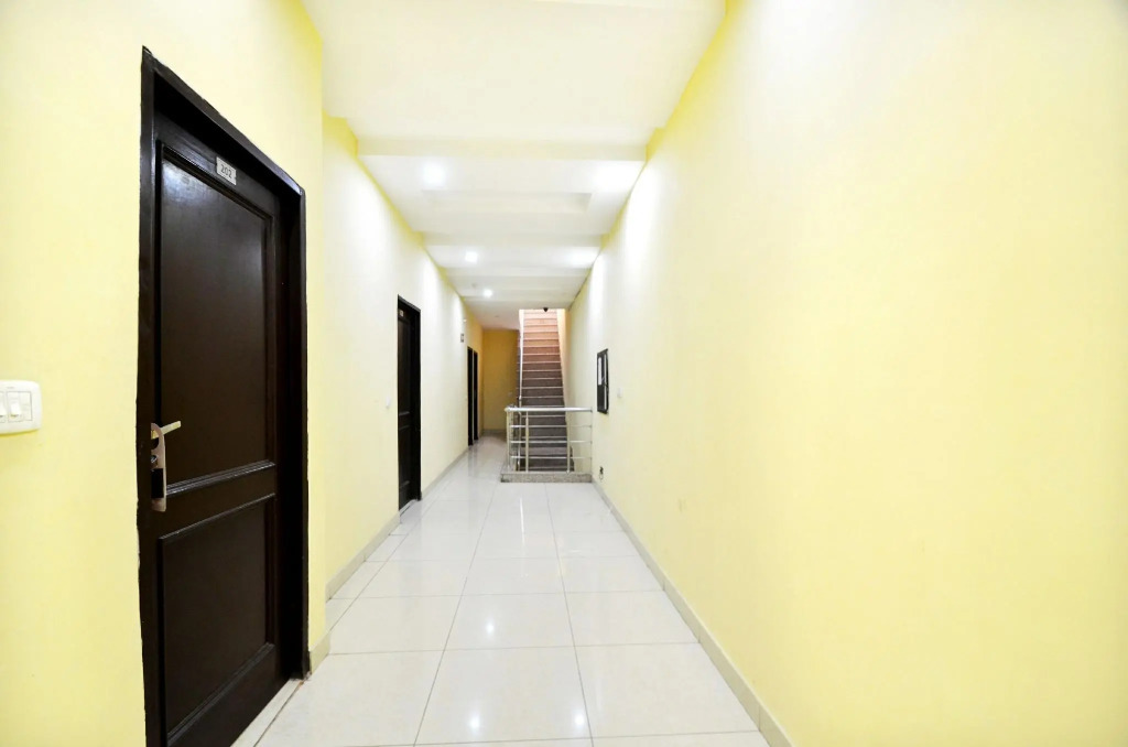 OYO 3004 hotel royal orbit